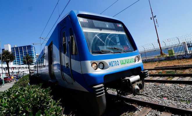 Metro Valparaíso decide suspender sus servicios para este jueves 21 por "factores externos"