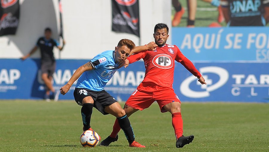 Duelo entre Unión La Calera y Deportes Iquique cambió de recinto y de horario