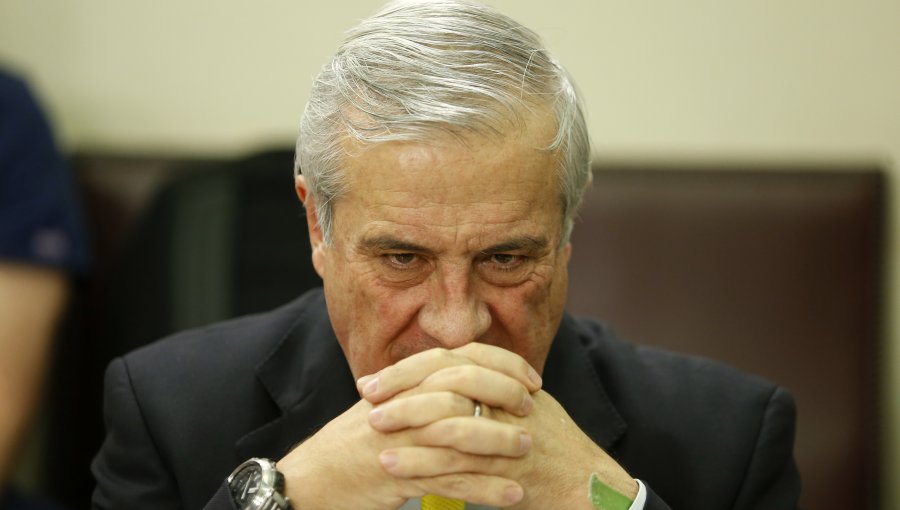 Jaime Mañalich: "Todavía siguen llegando personas heridas a balines"