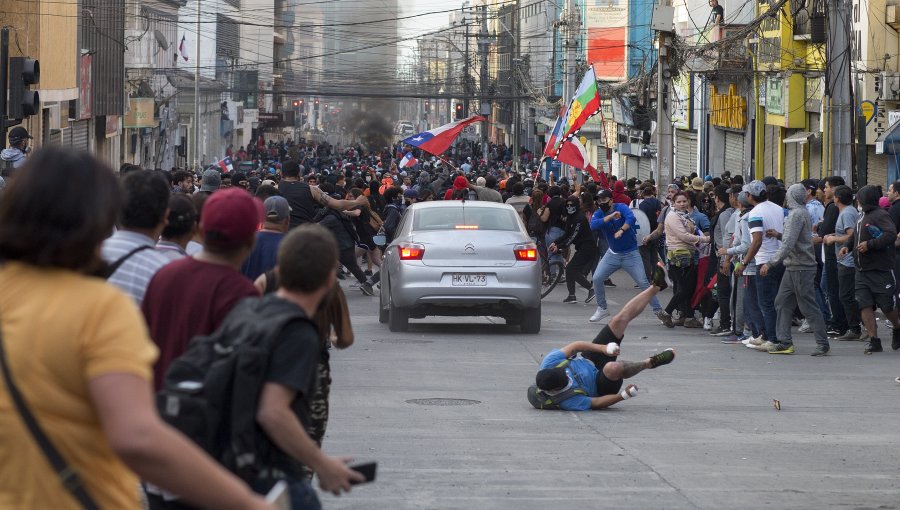 Prisión preventiva para conductor que arrolló a 7 manifestantes en Antofagasta