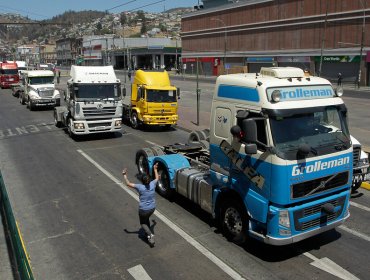 Camioneros advierten una paralización "inminente" por falta de garantías de seguridad en rutas