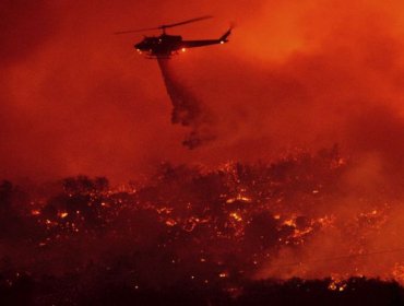 Más de 6.000 personas han sido evacuadas por violento incendio en California