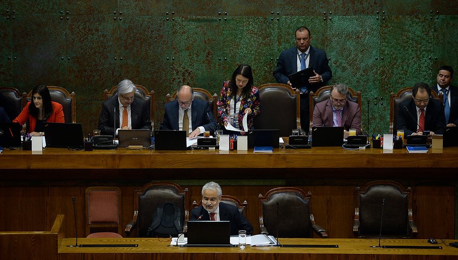 Diputados rechazan cuestión previa de acusación constitucional contra Andrés Chadwick