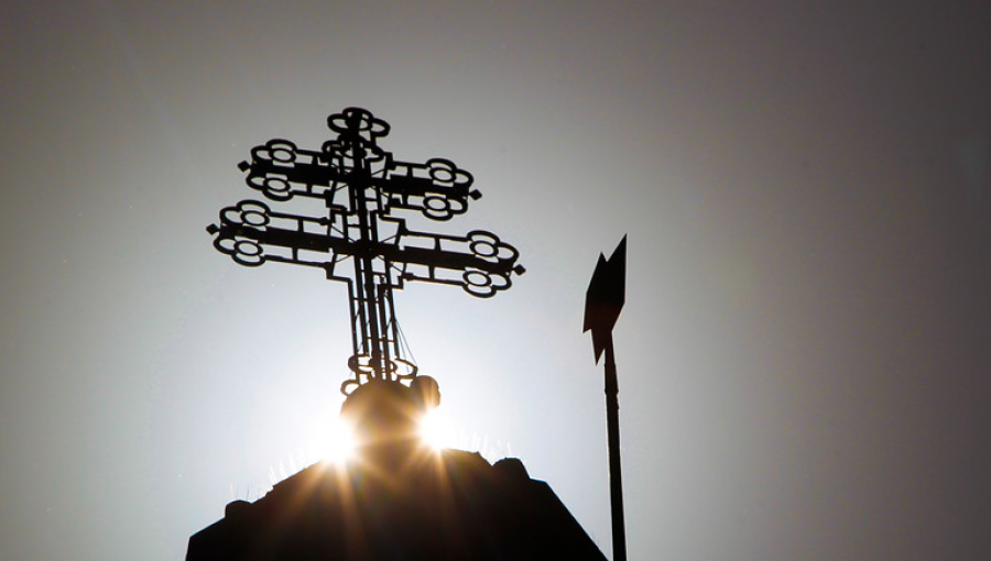 Vaticano aceptó dimisión del estado clerical de sacerdote jesuita investigado por abusos