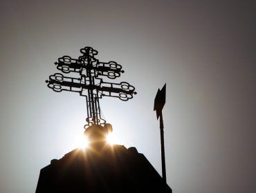 Vaticano aceptó dimisión del estado clerical de sacerdote jesuita investigado por abusos