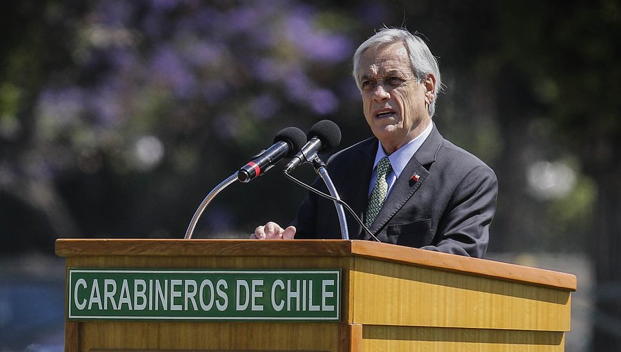 Piñera en egreso de Escuela de Carabineros: "La institución saldrá fortalecida de esta experiencia"