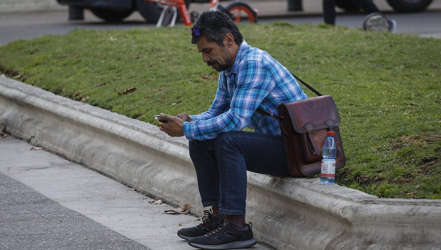 Tasa de desocupación bajó a un 7,0% durante el trimestre móvil agosto-octubre a nivel nacional