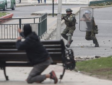 Carabineros reciben sólo 8 horas de instrucción en uso escopeta antidisturbios