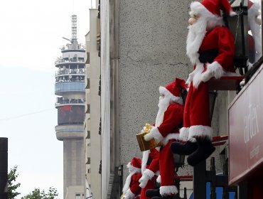 Negra Navidad enfrenta el comercio: 61% de chilenos gastará menos estas fiestas