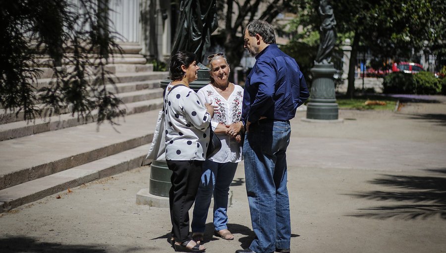 Senador Girardi pide multar y cancelar registro de Clínica Dávila por violar la Ley de Urgencia