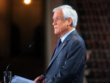 Aprobación del presidente Piñera alcanza nuevo mínimo histórico: 10%, según Cadem