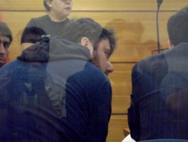 Escuchas telefónicas, robos con violencia y maquinación: así se gestó la detención del concejal Karim Chahuán por saqueo en La Calera