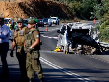 Confirman a una sexta víctima fatal tras choque entre bus y camión en el Maule