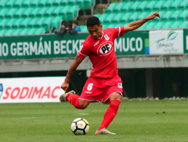 Yonathan Andía estaría en los planes de Colo-Colo para la temporada 2020