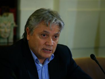 Senador Navarro por críticas del Gobierno al Ministerio Público: "Nada bueno va a salir de este enfrentamiento"