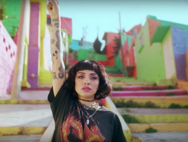 «Plata Ta Tá»: la canción-protesta de Mon Laferte que la rompe en redes sociales