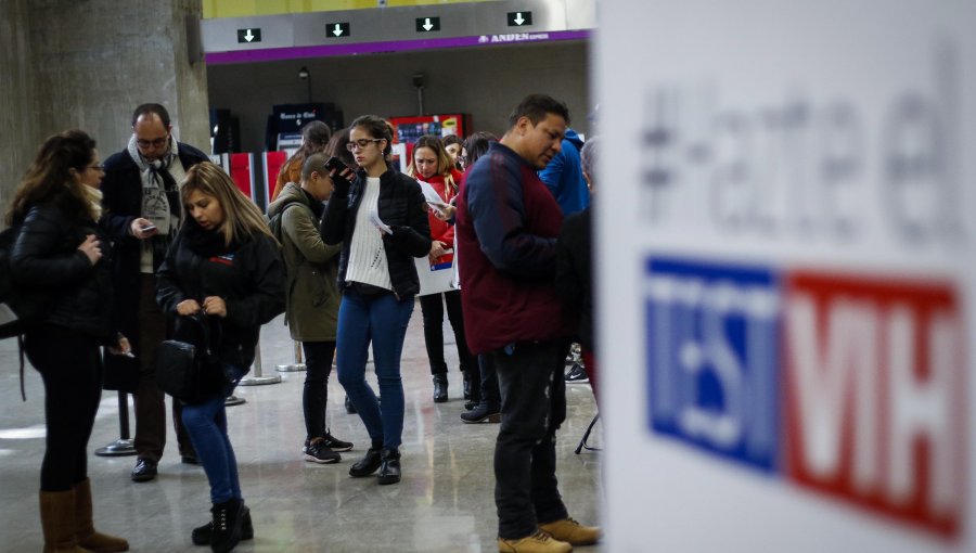 Valparaíso: Autoridades dan inicio a campaña de prevención y detección del VIH