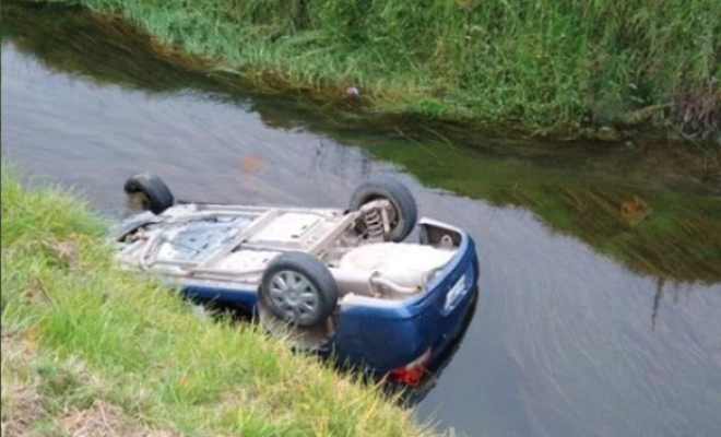 Tres fallecidos deja volcamiento de vehículo a canal de regadío en Coquimbo