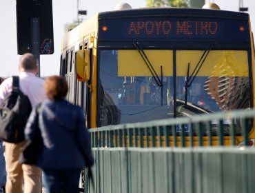 83 buses reforzarán sistema de apoyo a Metro de Santiago desde las 17:30 horas