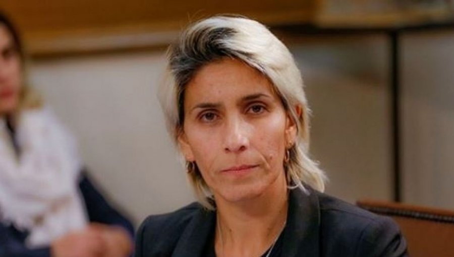 Erika Olivera se llena de críticas tras tildar de "resentidos" a víctimas de la dictadura