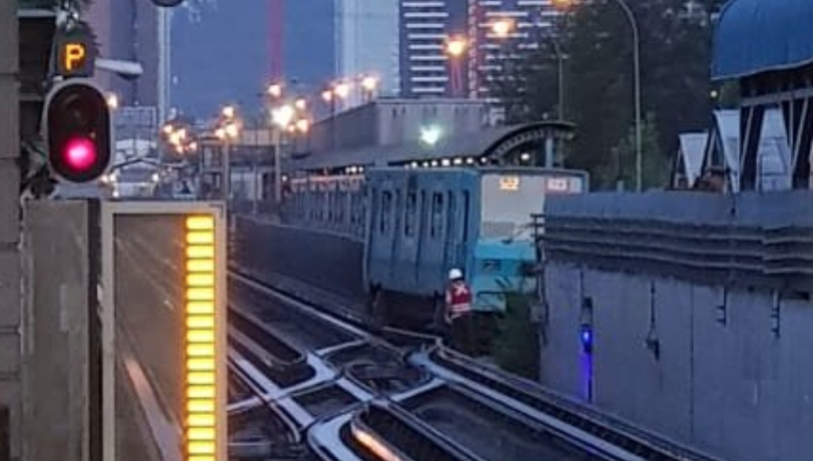 Tren bloquea vías de la Línea 5 y obliga a suspender el servicio en varias estaciones de Metro de Santiago