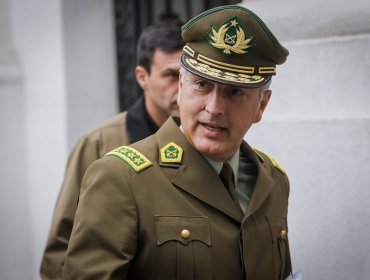 General Rozas llama a retiro a jefe de FF.EE. y da a conocer el nuevo Alto Mando de la institución