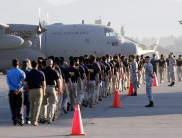 Gobierno: 12 de los 56 migrantes expulsados de Chile participaron en saqueos