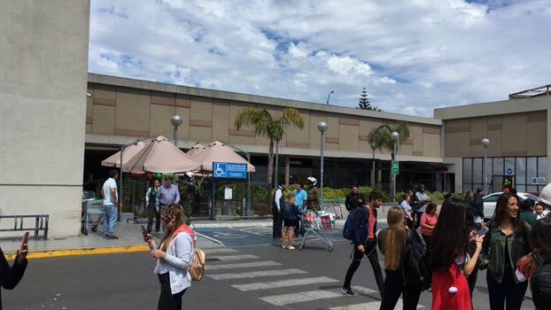 Evacuan Jumbo de Bosques de Montemar en Concón: Paquete sospechoso obliga la medida