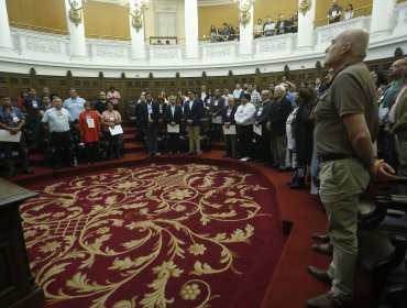 Tribunal Supremo del Partido Radical decidirá expulsión de diputados Jarpa y Meza por votos que frenaron acusación constitucional contra Piñera