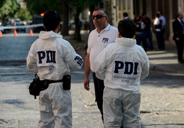 Joven fue hallado sin vida y con un balazo en su cabeza al interior de un vehículo en Valparaíso