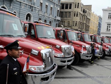 Estallido social obliga a redestinar recursos comprometidos a Bomberos y abre controversia con Intendencia de Valparaíso