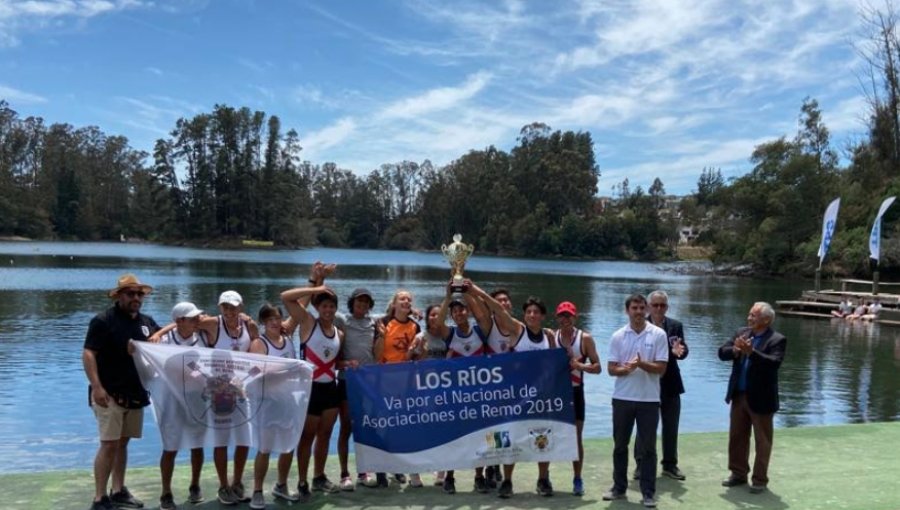 Asociación de Valdivia se quedó con campeonato nacional de remo en Valparaíso