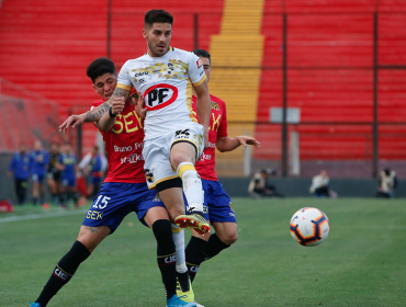 Jonathan Benítez se convirtió en el segundo refuerzo de Palestino para el 2020