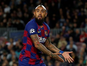 Vidal habría abandonado práctica del Barcelona por no ser titular ante el Madrid