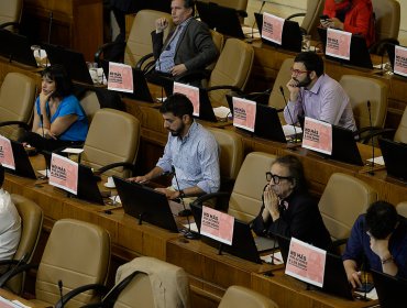 Comunes criticó "fijación" y "actitud muy agresiva" del Partido Comunista con el Frente Amplio