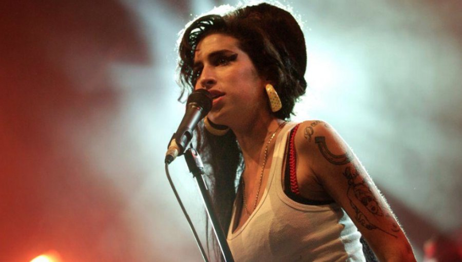 Las luces y sombras tras la expo Amy Winehouse que realizará el Museo de los Grammy