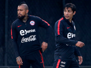 Hasta Arturo Vidal celebró regreso de Matías Fernández a Colo-Colo