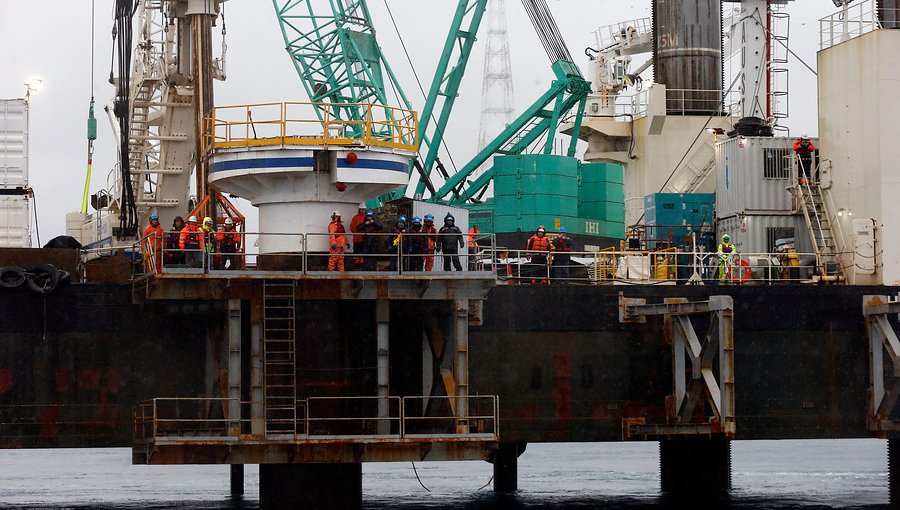 Obras Públicas califica de "extrema gravedad" anuncio de Hyundai de paralizar construcción del puente Chacao