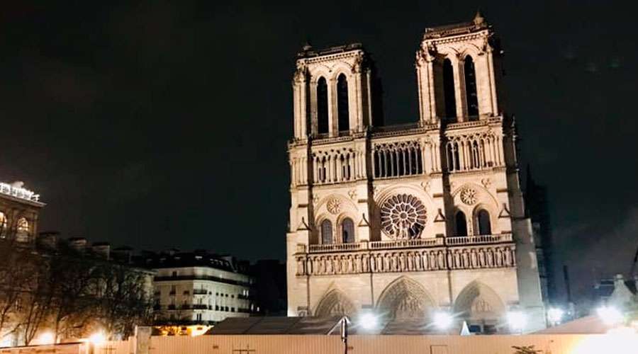 Por primera vez en 216 años, catedral de Notre Dame no celebrará misa de Navidad