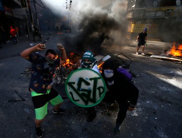 Informe del Gobierno vincula a integrantes de la barra de Santiago Wanderers a saqueos en Valparaíso