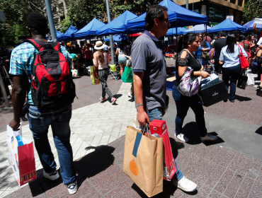 Sernac recalca derecho a cambio o devolución de dinero tras compras navideñas