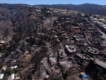 Senadores de Valparaíso pidieron a Gobierno plan maestro para cerros y quebradas