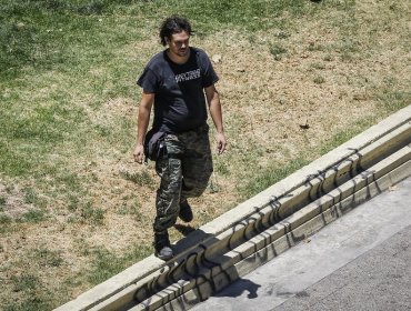 Ubican a hombre que amenazó con una pistola a transeúntes en Paseo Bulnes