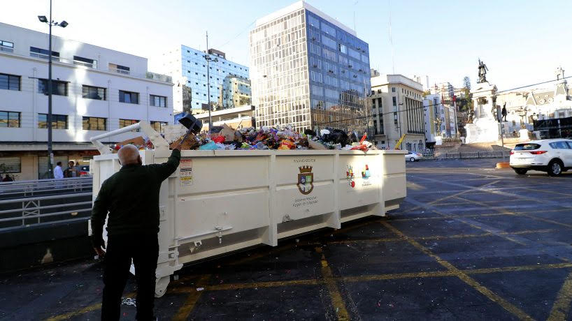 Plan de aseo en Valparaíso comenzará a las 3:00 de la madrugada del 1 de enero