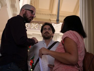 Diputados del Frente Amplio presentaron recurso contra copamiento de plaza Italia