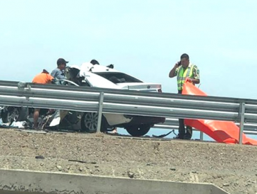 Colisión frontal entre dos vehículos menores deja dos muertos y seis heridos en ruta de Mejillones