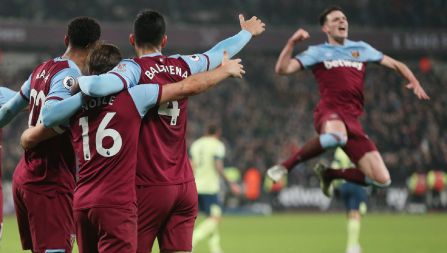 West Ham goleó al Bournemouth en su primer partido sin Pellegrini
