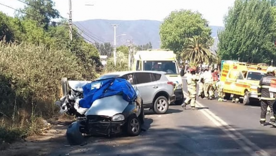 Violenta colisión frontal deja tres personas fallecidas en la ruta F-30 de Puchuncaví