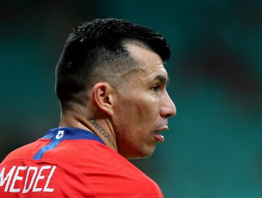 Gary Medel integra el top ten de jugadores más expulsados de la década en Europa