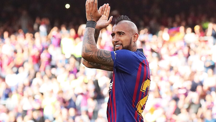 Arturo Vidal volvió a entrenar con Barcelona en medio del interés del Inter de Milán